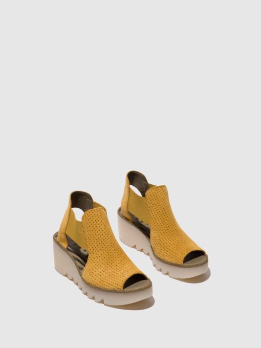 Peakoutfitters.shopbecb0cfe06 2
