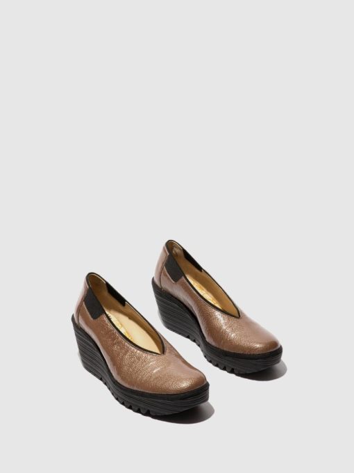 Peakoutfitters.shopc1229ff641 2