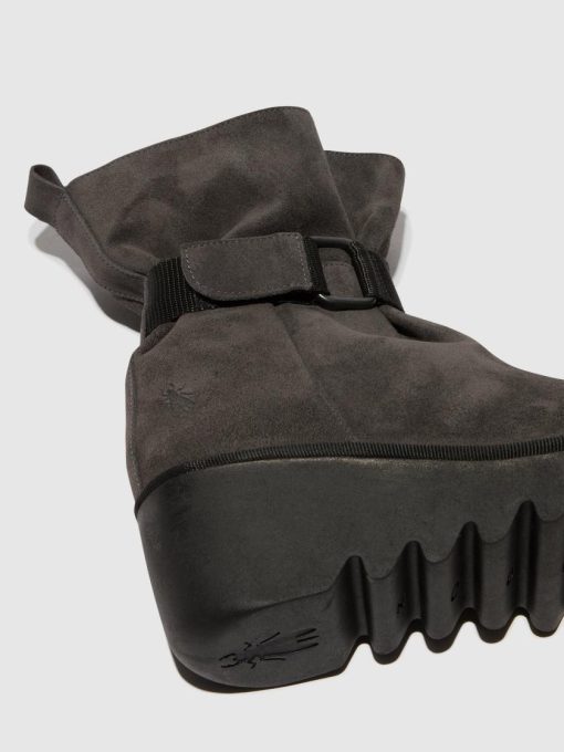 Peakoutfitters.shopd3845fad05 4