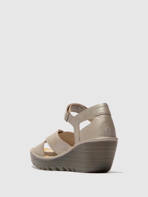 Peakoutfitters.shopefd6d1482d 3