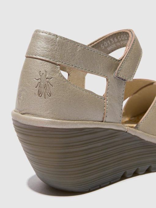 Peakoutfitters.shopefd6d1482d 4