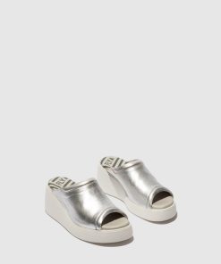Peakoutfitters.shopfa6a874188 2