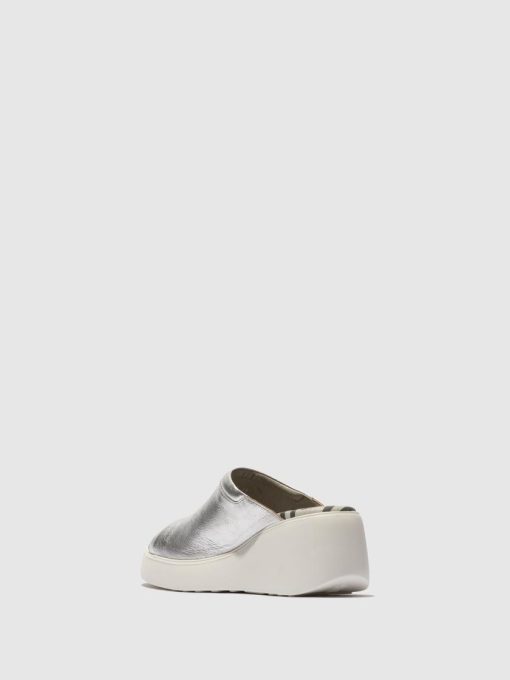 Peakoutfitters.shopfa6a874188 3