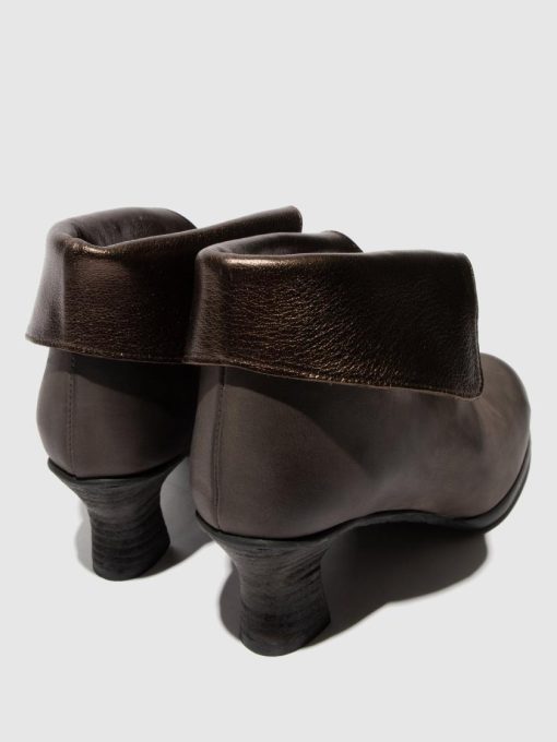 Peakoutfitters.shopfd9731362a 4